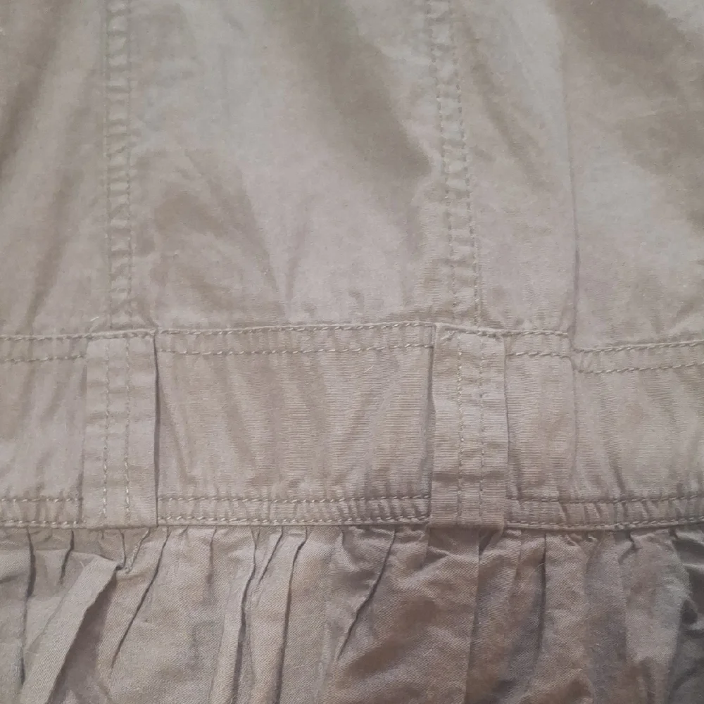 VENUS Olive Button-Up Ruffle Dress - Picture 4 of 6